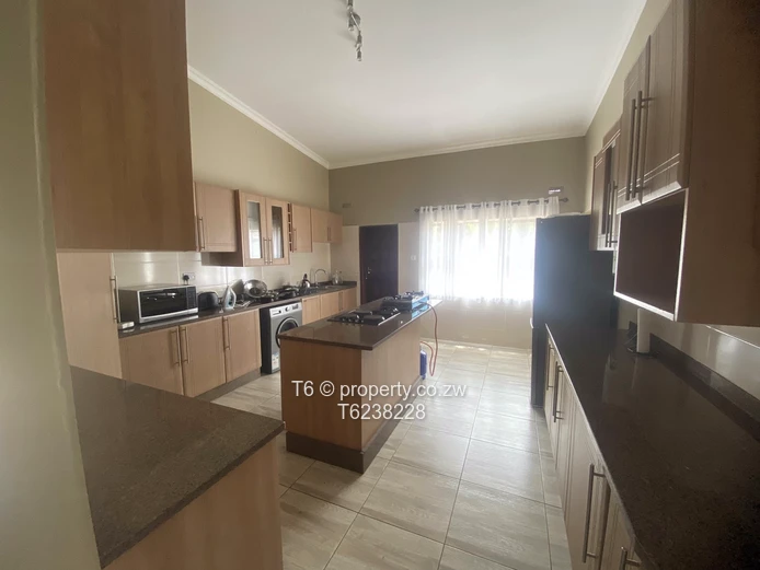 Stunning 3-Bedroom Cluster Home | Quinnington, Harare