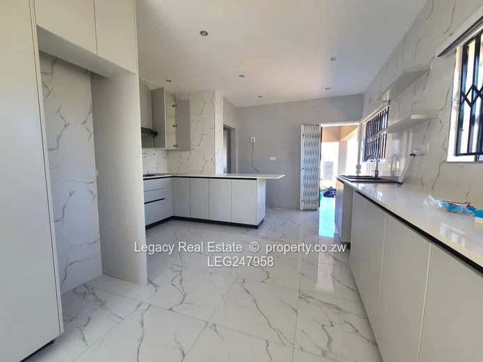 Prime Bluffhill Westgate Rental Opportunity,Stylish And Secure Home For Rent In Bluffhill