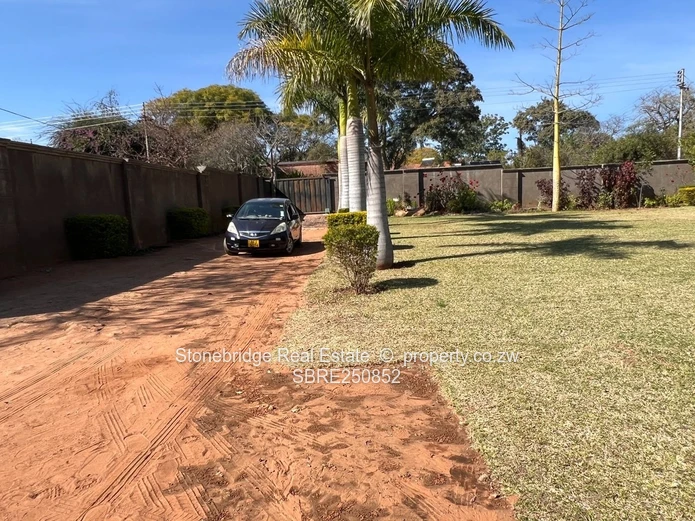 3 Bedroomed Fully Furnished Cottage in Hillside For Rent