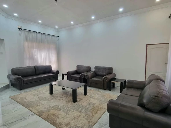 7 Bedroom House