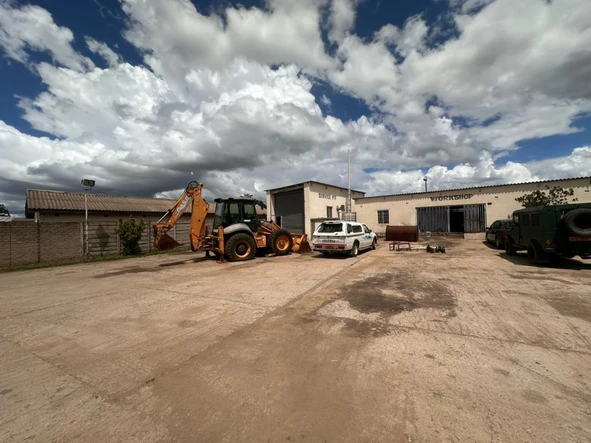 Commercial & Industrial Land