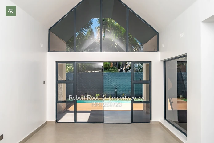 4 bed Modern townhouse in Mount Pleasant