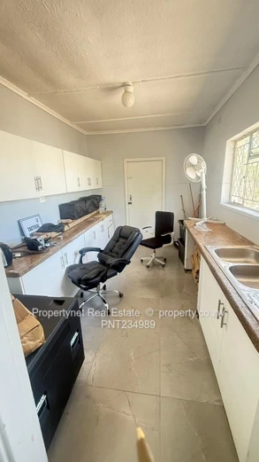 A must buy family home!!!