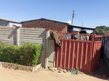 Magwegwe West 3rmd core hse $20 000