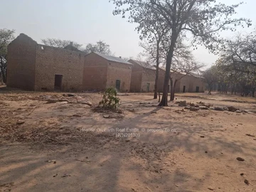 Farm & Agricultural Land