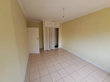3 Bedroom Garden Flat
