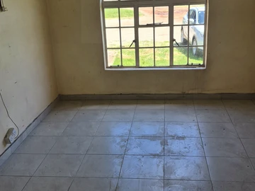 3 Bedroom Garden Flat