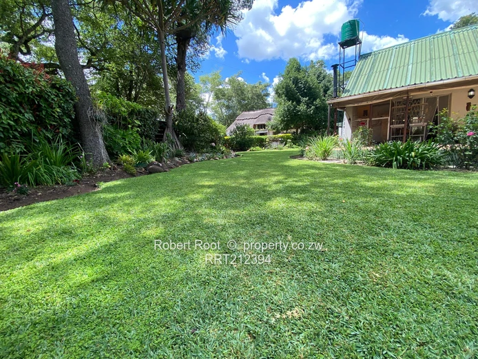 Lakeside Oasis – Ideal Family Home
