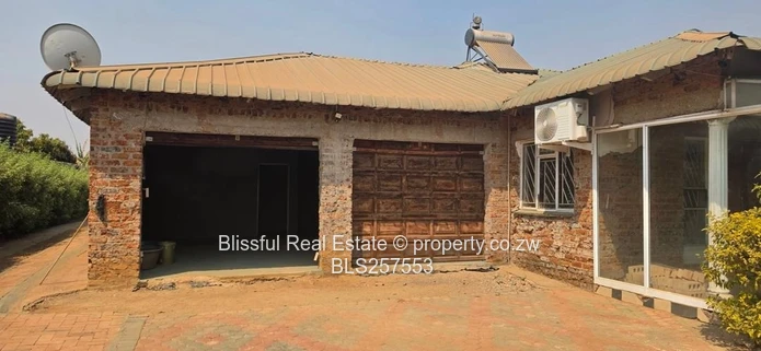 4 bedroom house for sale in Norton knowe -deeds