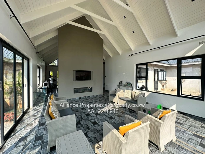 Borrowdale Brooke: 4-Bed Townhouse with Borehole & Lush Garden