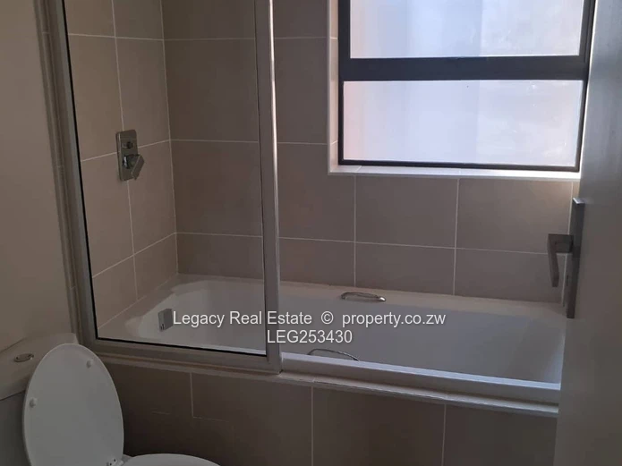 Aspindale Park 2BR — Modern Unit with Lift & 24hr Security (Sole Mandate)