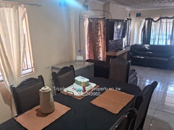 4-Bed House in Kuwadzana – Paved Carport & Electric Gate