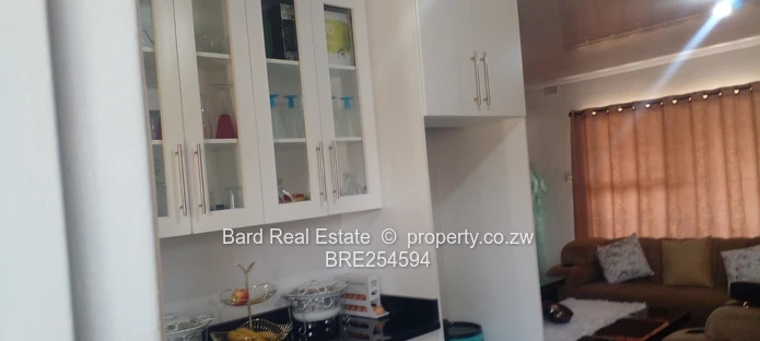 Tynwald 2-Bed Garden Flat — Borehole & Paved Yard