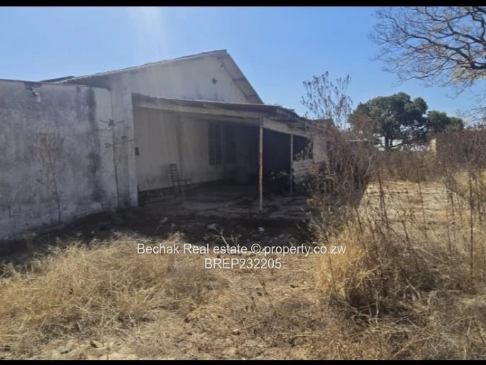 420ha Gweru East Farm: Arable Soil, Irrigation & Homestead