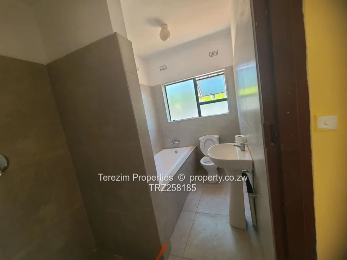 Greendale Kamfinsa House to rent