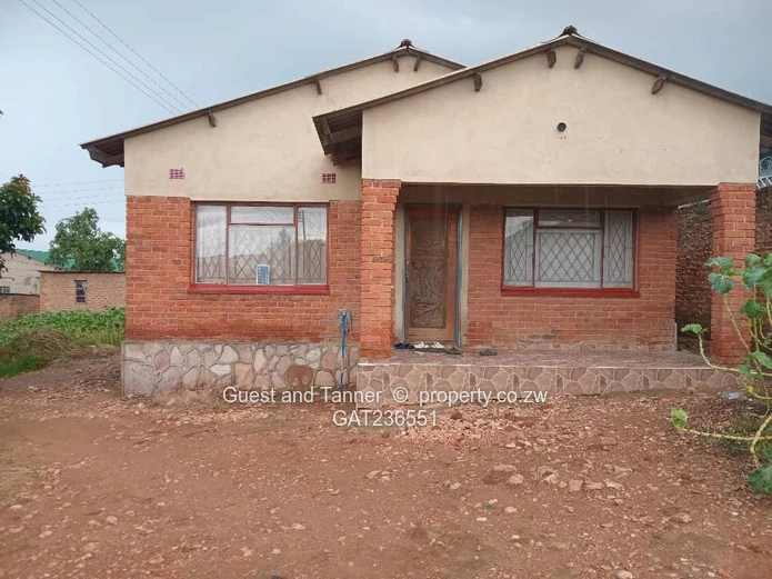 4 Bedroom House For Sale In Chinhoyi