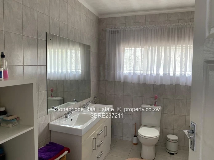 4 Bedroom Mahatshula North house for sale