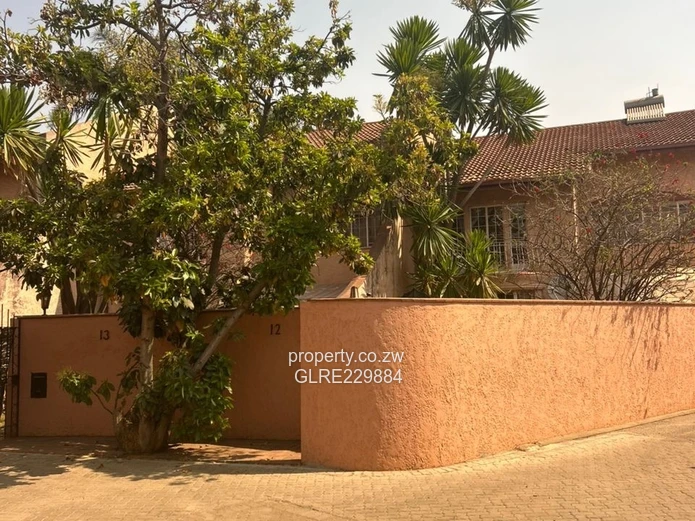 Luxurious 3-Bedroom Duplex Flat for Rent in Avenues