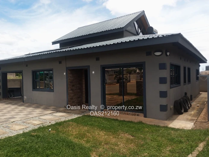 Available for rental is an Exquisite 4 bedroom house in Arlington Estate  !!!!