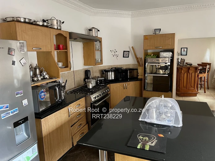 4 bed house in Norton (Sole Mandate)