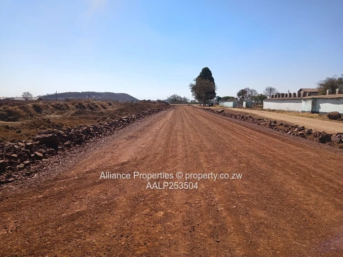 Somerby Estate 300 m² Stands — Gravel Roads, Cleared Plots