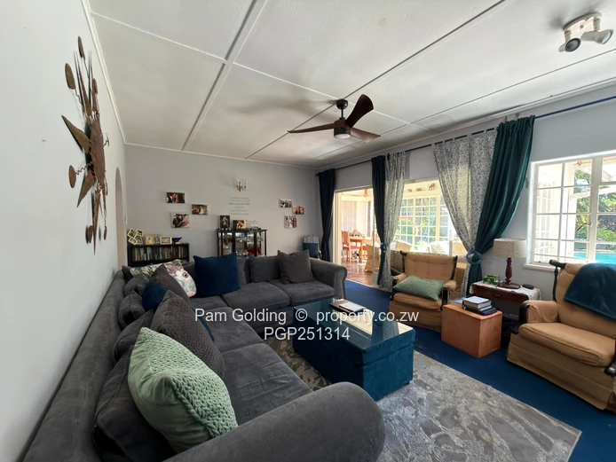 Spacious 4-Bed Hillcrest Home on 3,946 m² — Pool & Borehole