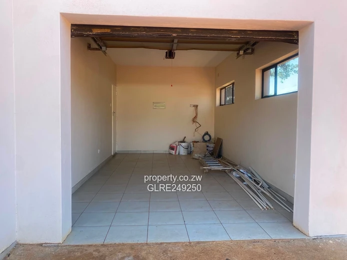Modern 4-Bed Marlborough Home — Garage, Designer Kitchen & Borehole