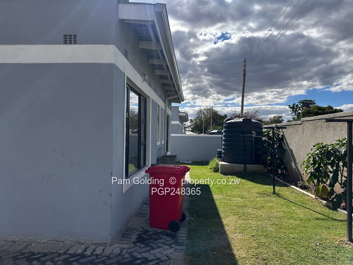TO LET | Hatfield Townhouse – St Patrick’s Road