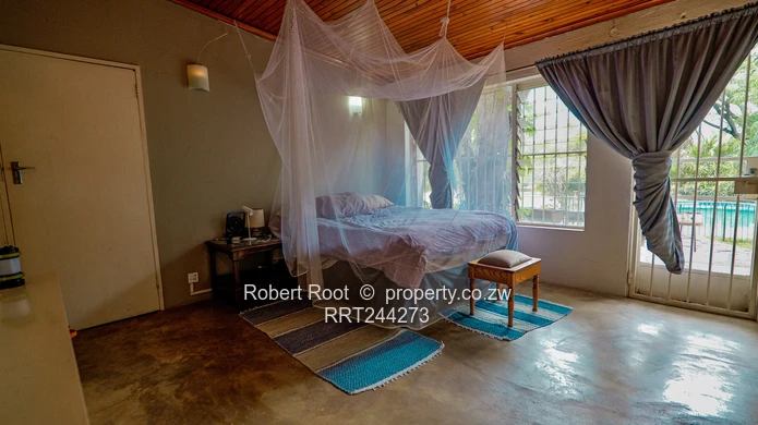 House for Sale in Monavale (Sole Mandate)