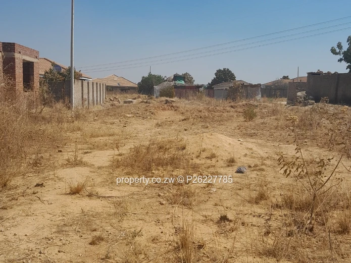 A 338 square meters Damofalls phase 5 stand for sale (Sole Mandate)