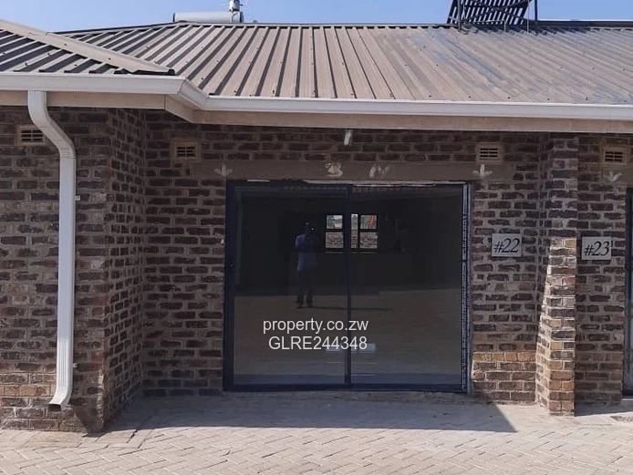 Marlborough 3-Bed Flat with Borehole & Modern Kitchen