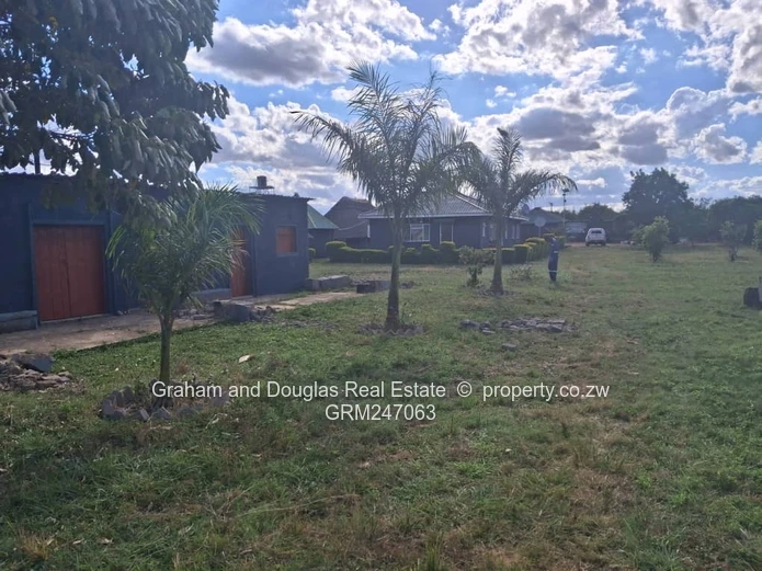 Kadoma Sabona bona plot for sale