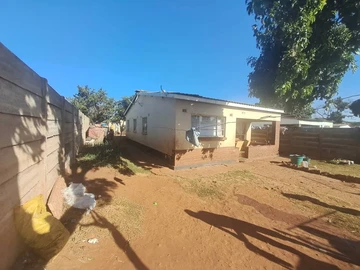 6 Bedroom House