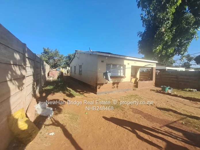 Kambuzuma Sect 2 House For Sale (Sole Mandate)