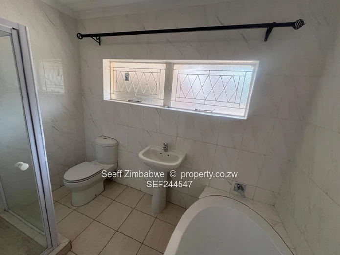 Spacious 6-Bedroom Home with Cottage & Pool