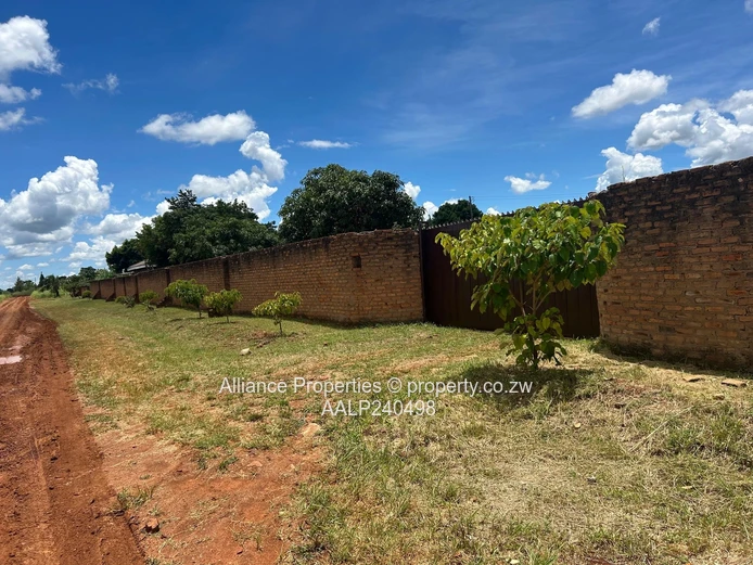 3.8ha Property Near Bulawayo Road – Ideal for Development or Expansion