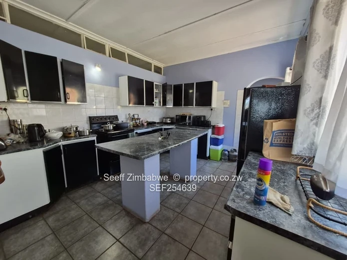 Spacious & Secure 3-Bedroom Plot House for Rent