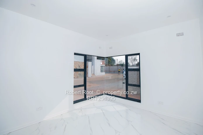 Modern townhouse living and investment opportunity  (Sole Mandate)