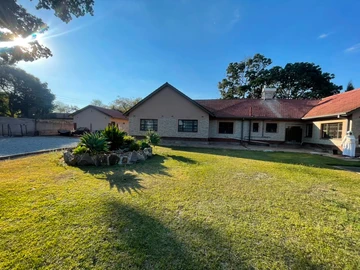 5 Bedroom House