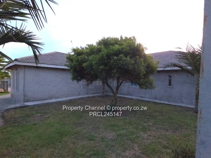 Prime Rockview  Park House FOR Sale!