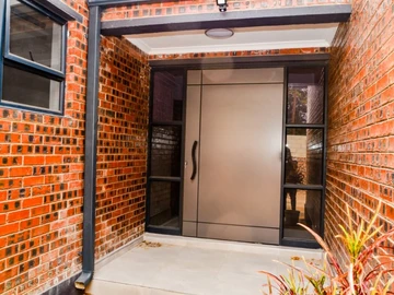 9 Unit Townhouse Complex