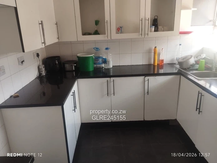 3-Bed Houghton Park Home — Walled Yard, Tank & Ensuite