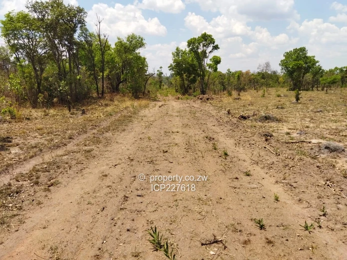 10 Hectares of Agricultural Land in Goromonzi, Zimbabwe with a Parent Deed terms available 