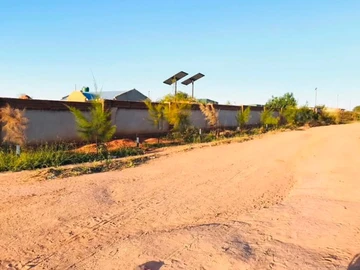 Commercial & Industrial Land