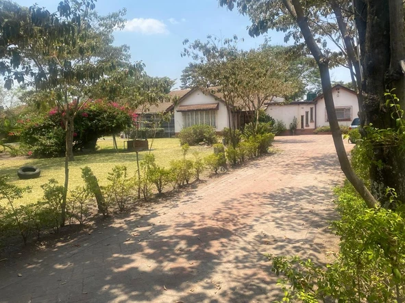 5 Bedroom House