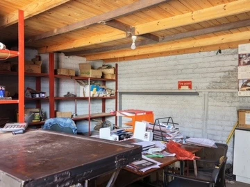 Warehouse & Factory