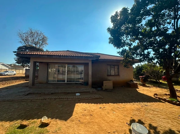 2 Bedroom House