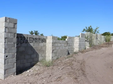 Commercial & Industrial Land