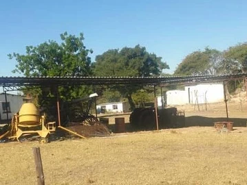 Farm & Agricultural Land