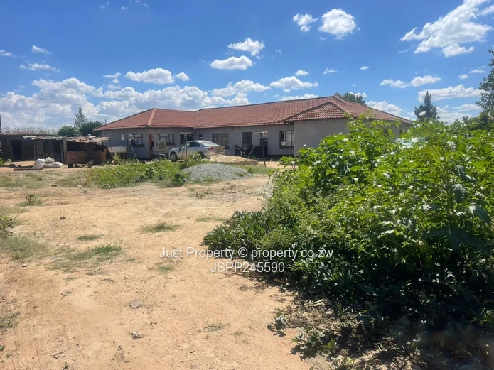 Prime 2.8ha Farm for Sale in Rainham, Harare West (Sole Mandate)